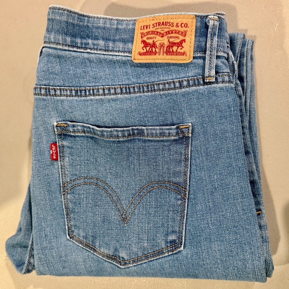Levi's 525 Perfect Waist Straight  Women's Blue Jeans Size 14 - Picture 10 of 12